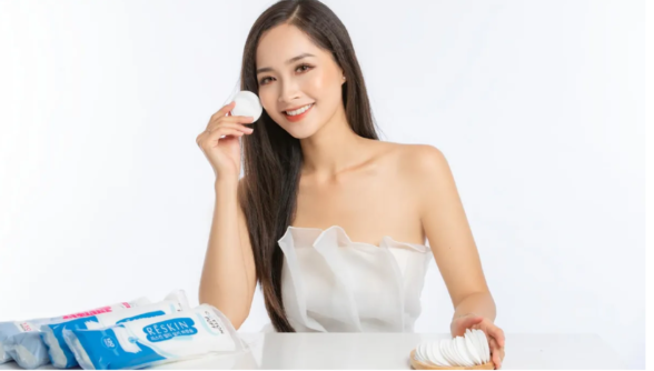 quang cao bang nguoi noi tieng KOL